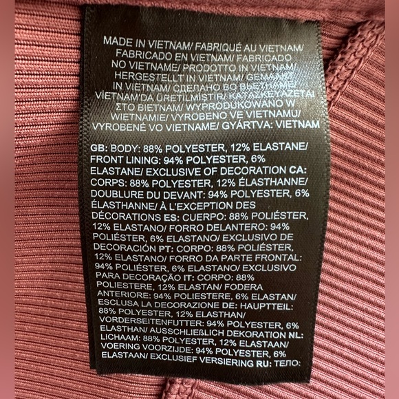 The North Face Ruby Hill Rib Knit Tank
Women's size Medium - Picture 7 of 9